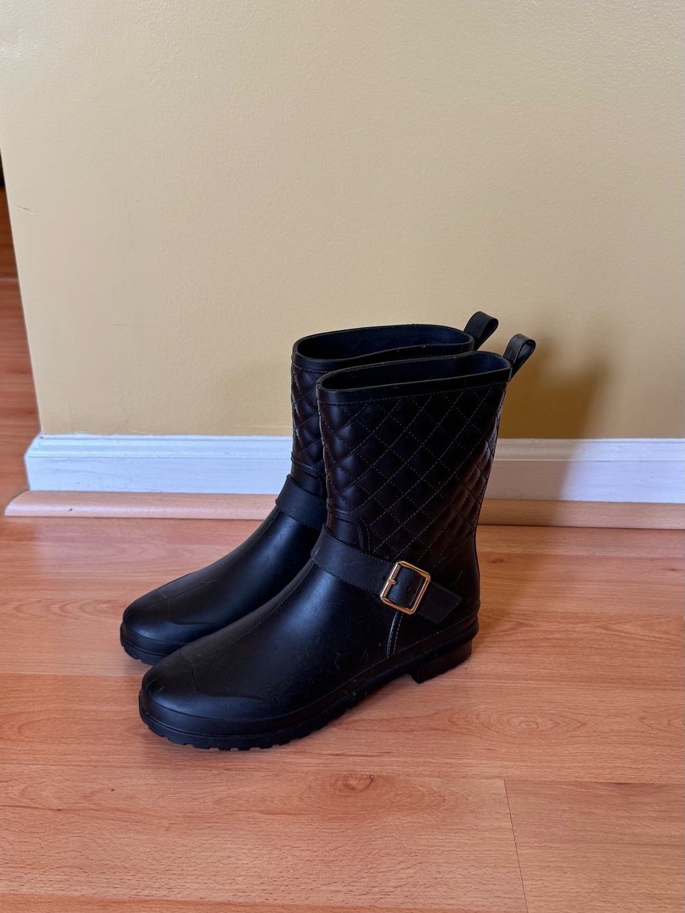Capelli Quilted Mid-Calf Waterproof Rain Boots with Side Buckle - Black size 9